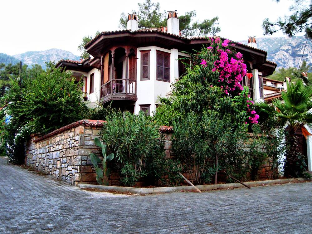 Mugla market and Akyaka river cruise from Marmaris